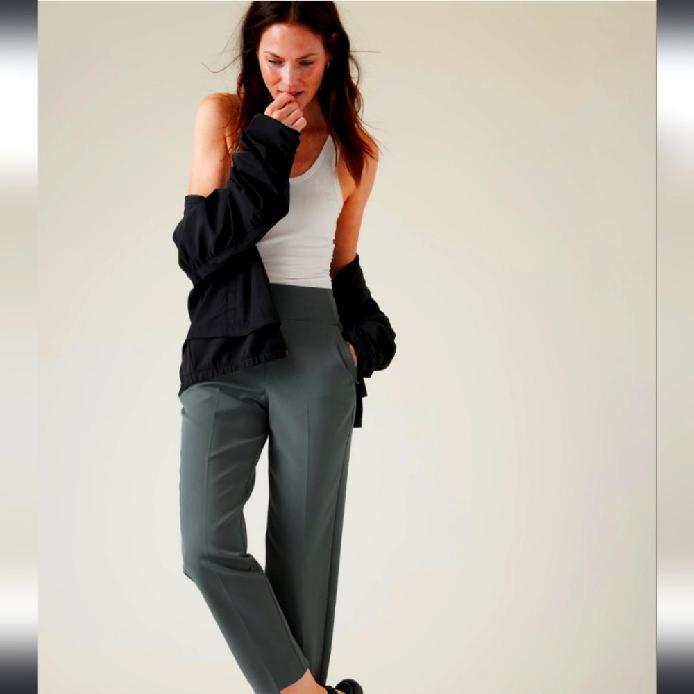 NWT Athena Endless Pants Green 10